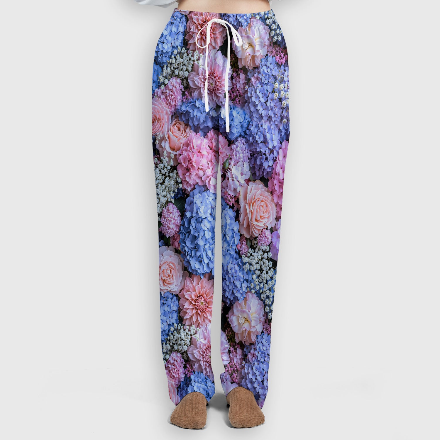 Cute Pastel Hydrangea Rose Blossom Pattern Scrub Set, Scrub Pants and V Neck Top