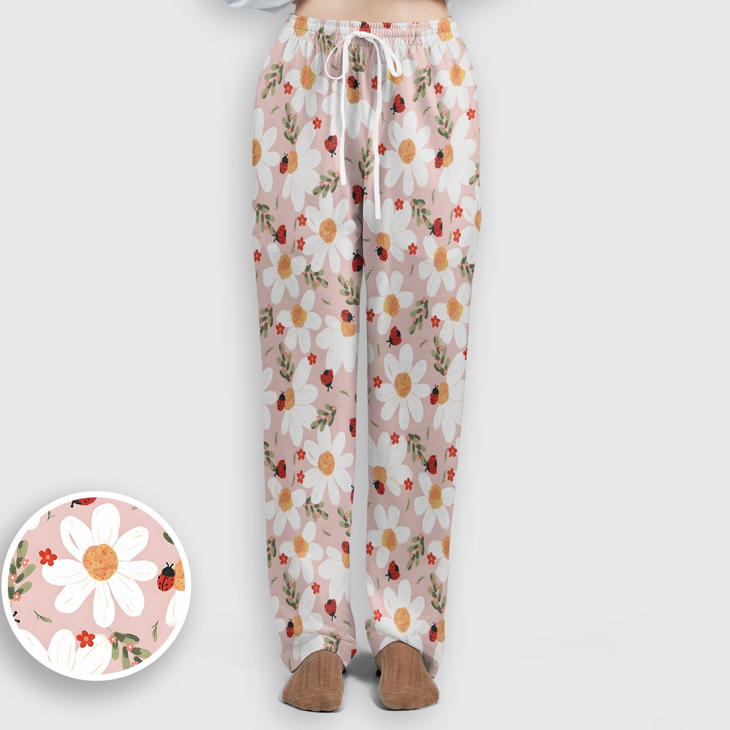 Daisy Ladybug Garden Blossom Pattern Scrub Set, Scrub Pants and V Neck Top