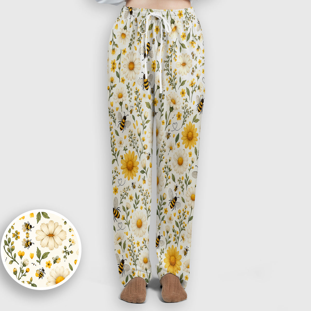 Cute Honey Bee And Daisy Pattern Scrub Set, Scrub Pants and V Neck Top