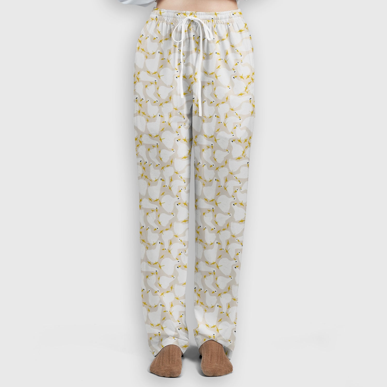 Cute White Goose Yellow Star Pattern Scrub Set, Scrub Pants and V Neck Top