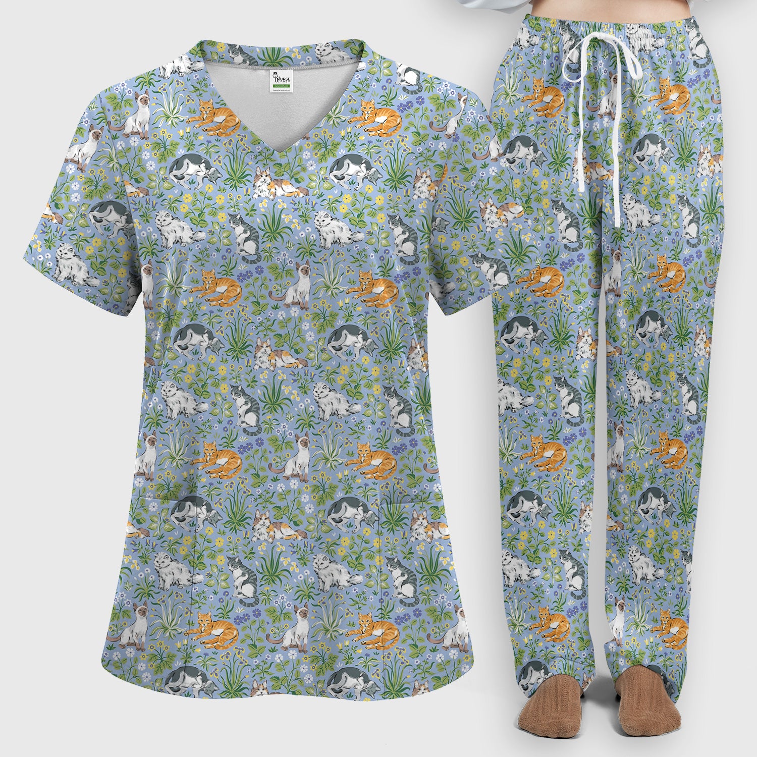 Cute Floral Cat Garden Pattern Women's Scrub Set, Breathable Med Uniform