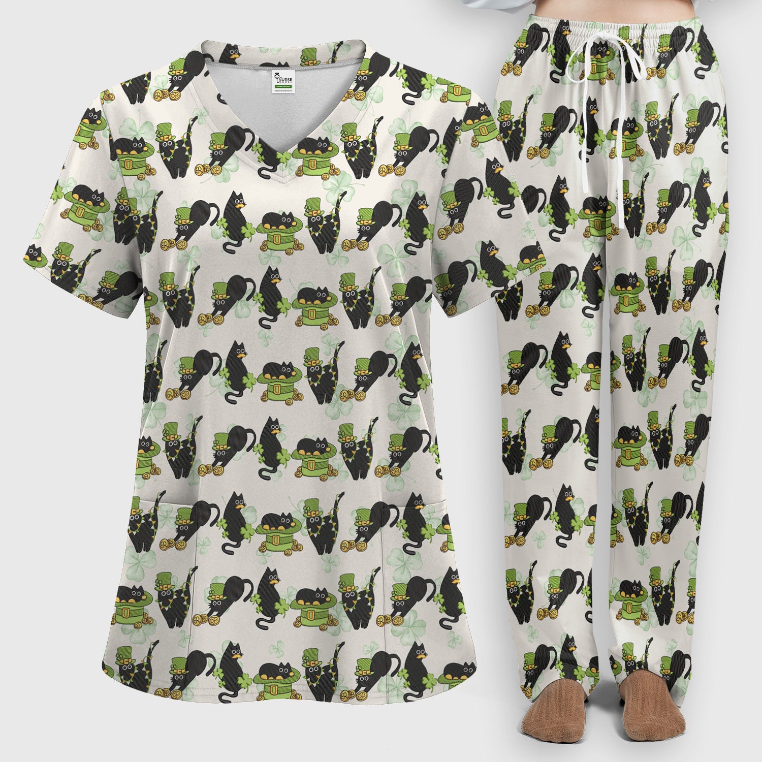 St. Patrick Black Cat Clover Print Women's Scrub Set, Breathable Med Uniform