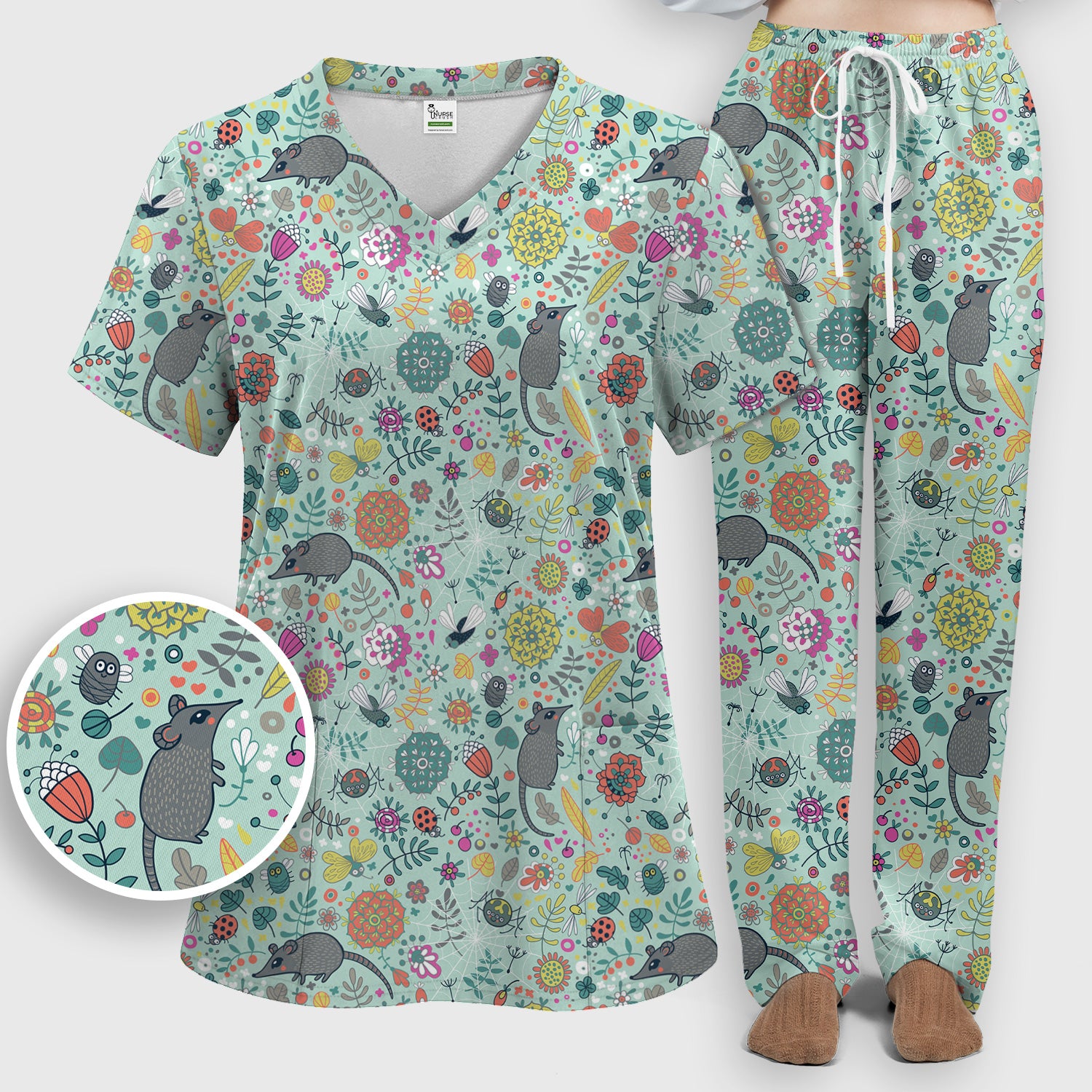 Woodland Mouse Floral Pattern Scrub Set, Breathable Med Uniform