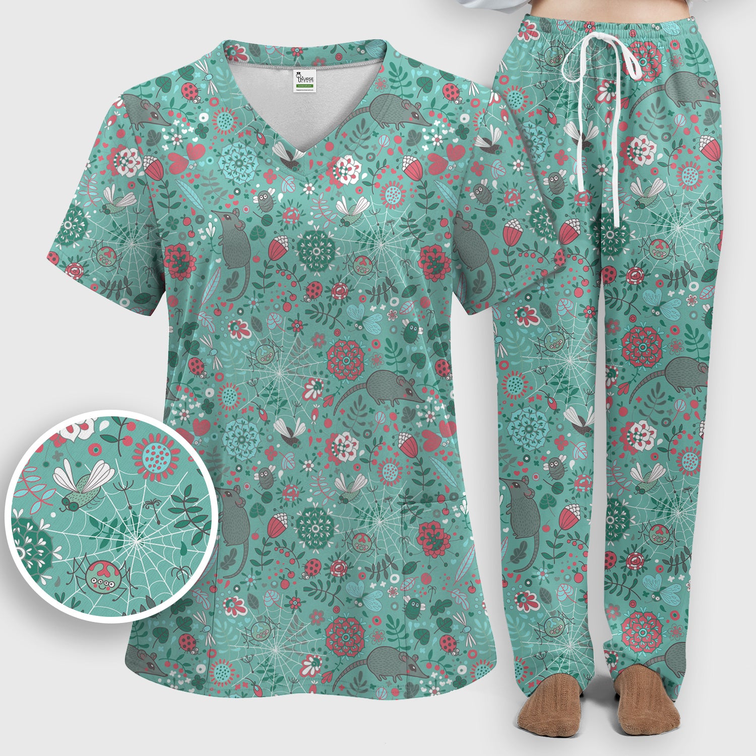Woodland Mouse Floral Pattern Scrub Set, Breathable Med Uniform