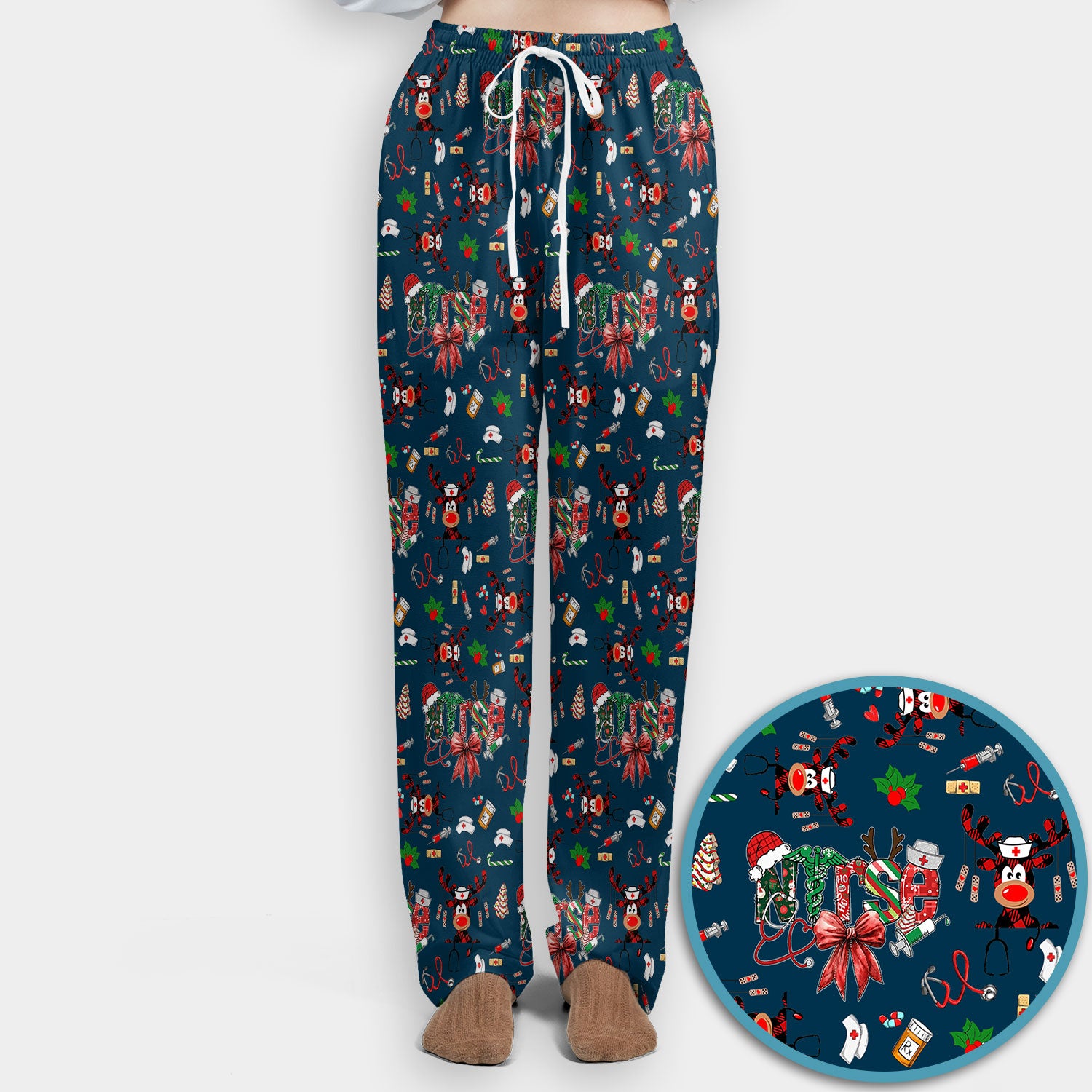 Whimsical Reindeer Christmas Scrub Set – Festive Holiday Reindeer Pattern – Cute Medical Uniform for Nurses, Vets and Healthcare Workers
