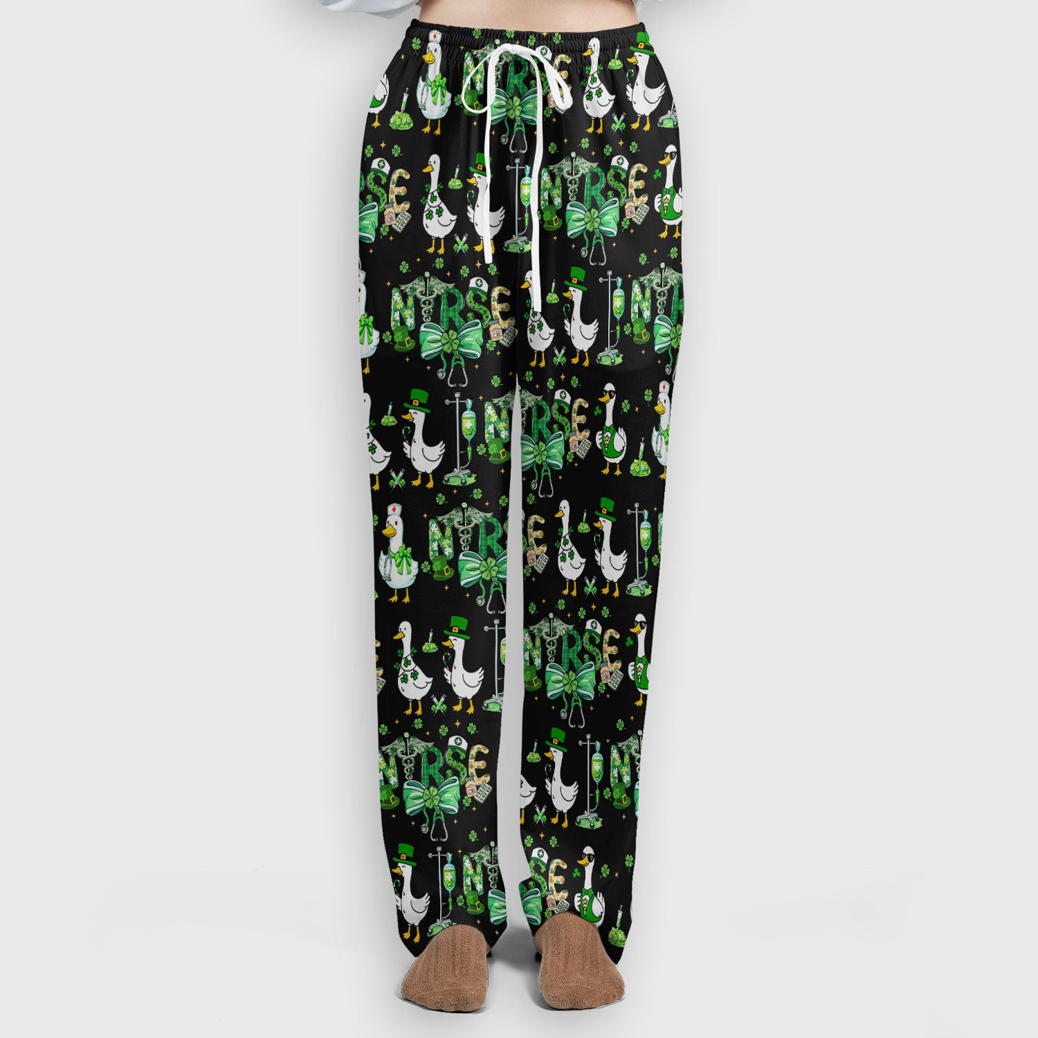 Funny Goose Nurse Shamrock Scrub Set, St. Patrick’s Day Nurse Pattern Shirt, Breathable Fabrics Nursing Uniform