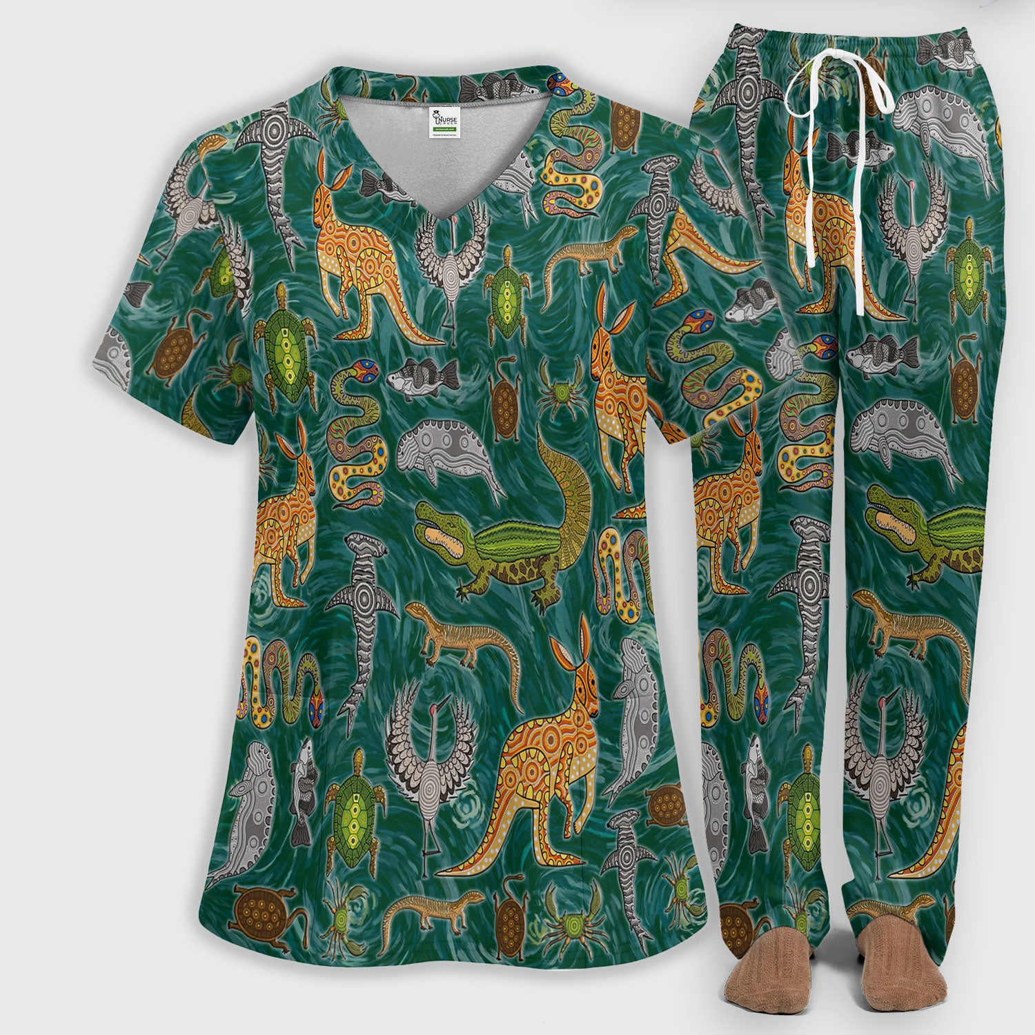 Crocodile Turtle Snake Animal Pattern Scrub Set, Women’s Scrub Sets V Neck Top