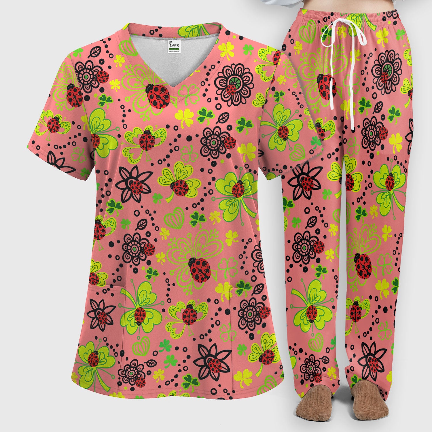 Ladybug Clover Floral Pattern Print Scrub Sets, Scrub Pants and V Neck Top