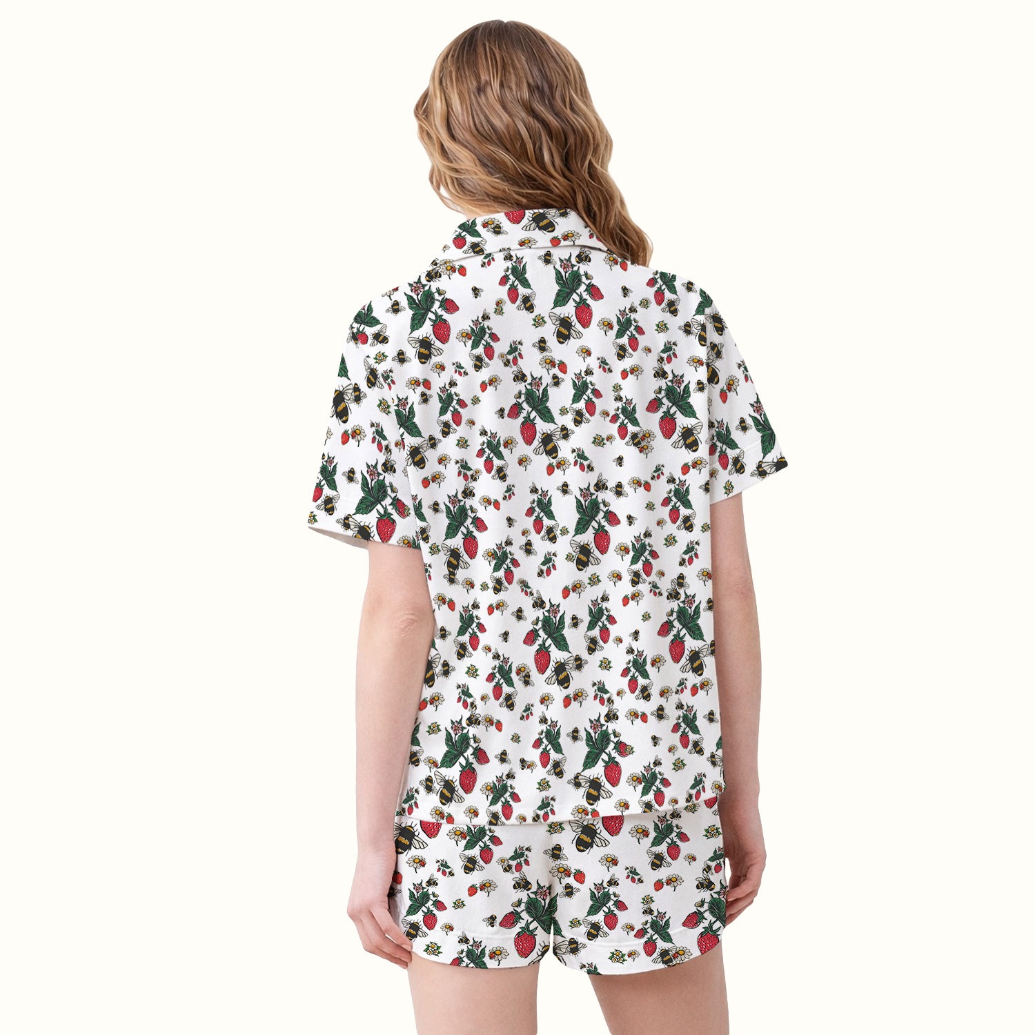 Cute Strawberry Bee Daisy Floral Pattern Pajama Set, Breathable Fabrics Uniform
