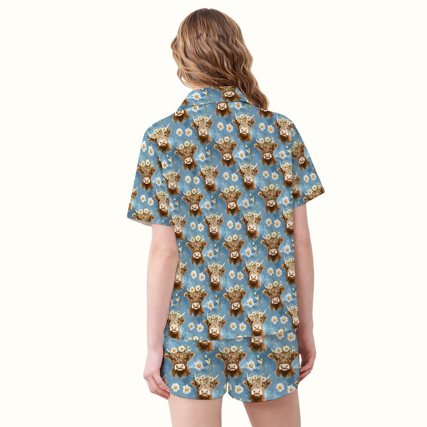 Highland Cow Daisy Flower Pattern Pajama Set, Soft Breathable Fabric Comfortable Sleepwear