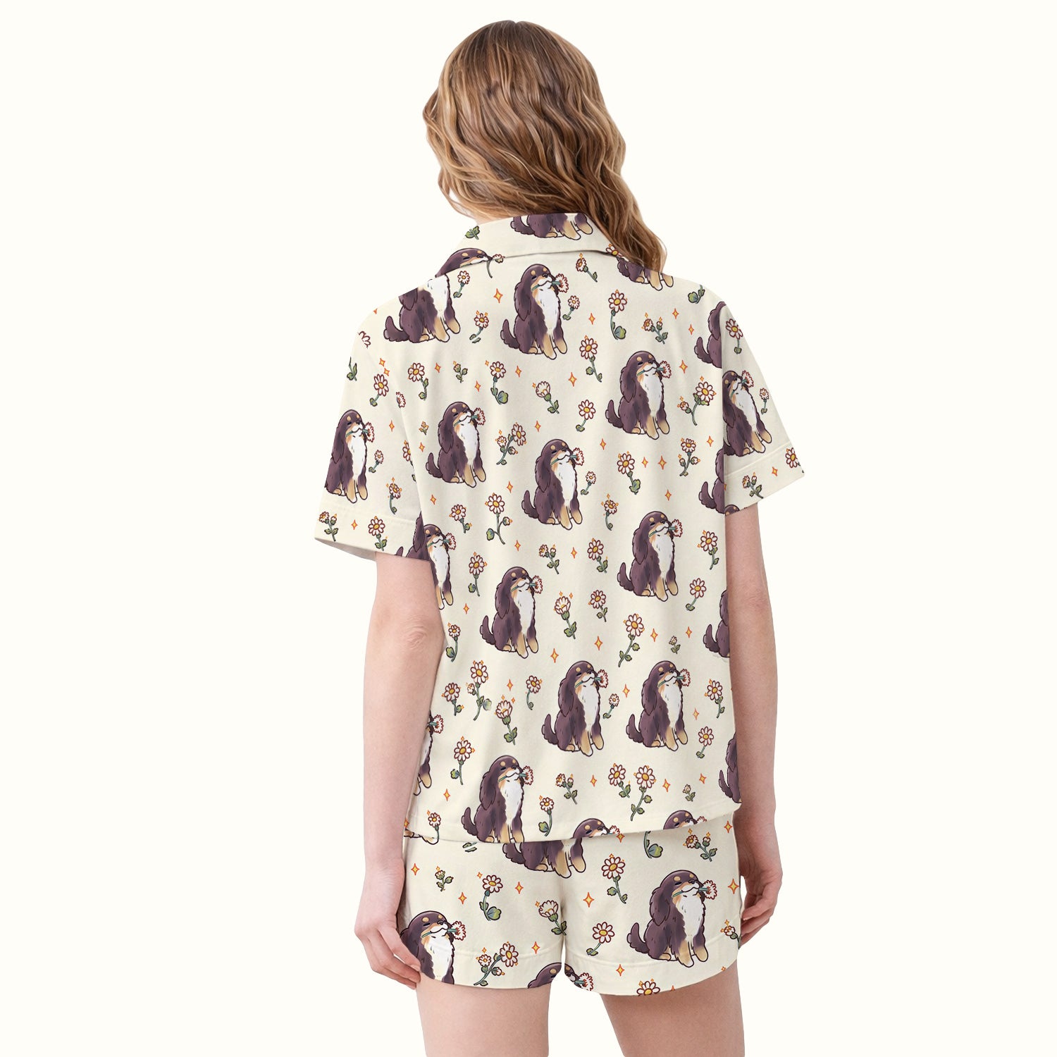 Cute Floral Otter Holding Daisy Pattern Pajama Set, Soft Breathable Fabric Comfortable Sleepwear