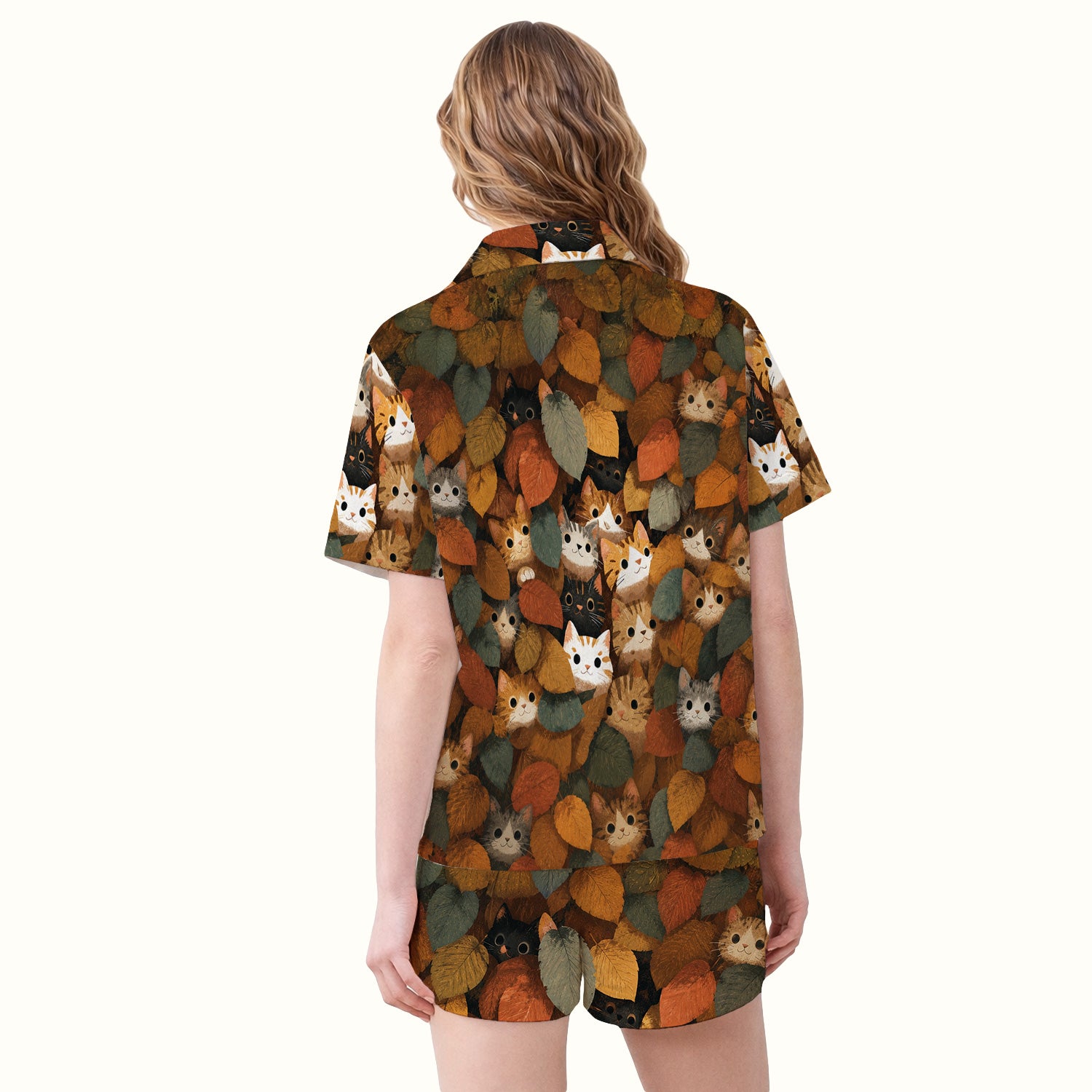 Cute Autumn Cat Leaf Pile Pattern Pajama Set, Soft Breathable Fabric Comfortable Sleepwear