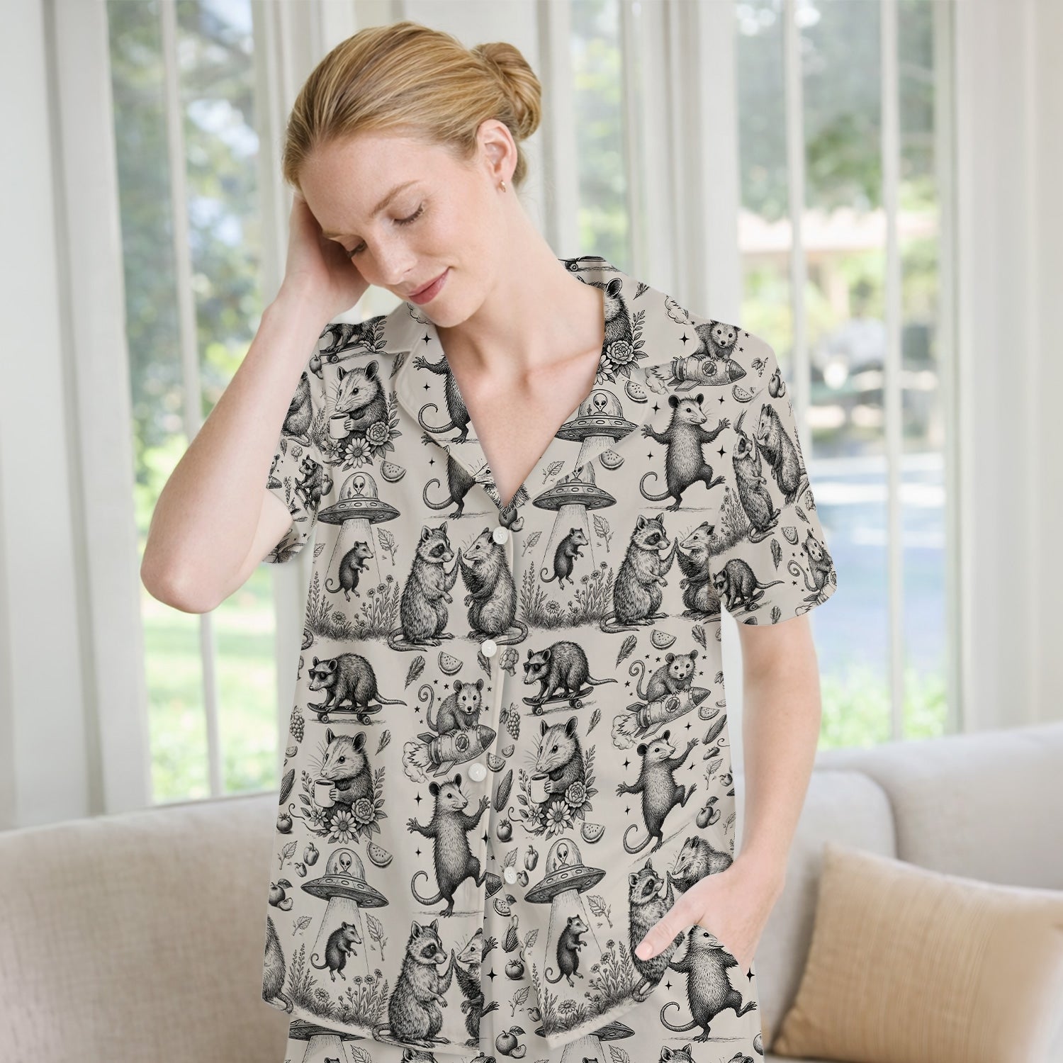 Funny Nurse Vintage Possum Raccoon High Five UFO Pattern Pajama Set, Breathable Fabrics Uniform