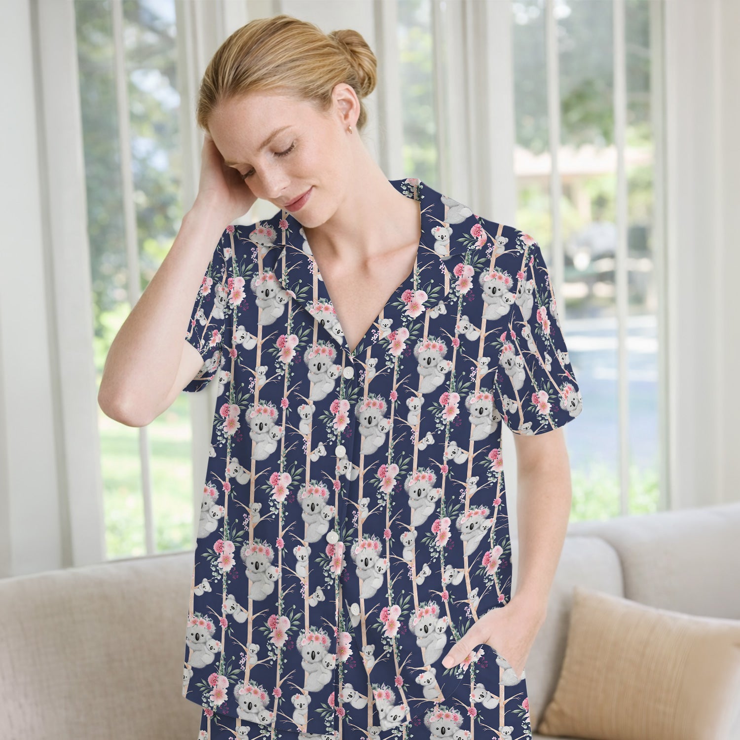 Cute Koala Climbing Tree Blossom Pattern Nurse Pajama Set, Soft Breathable Fabric Comfortable Sleepwear