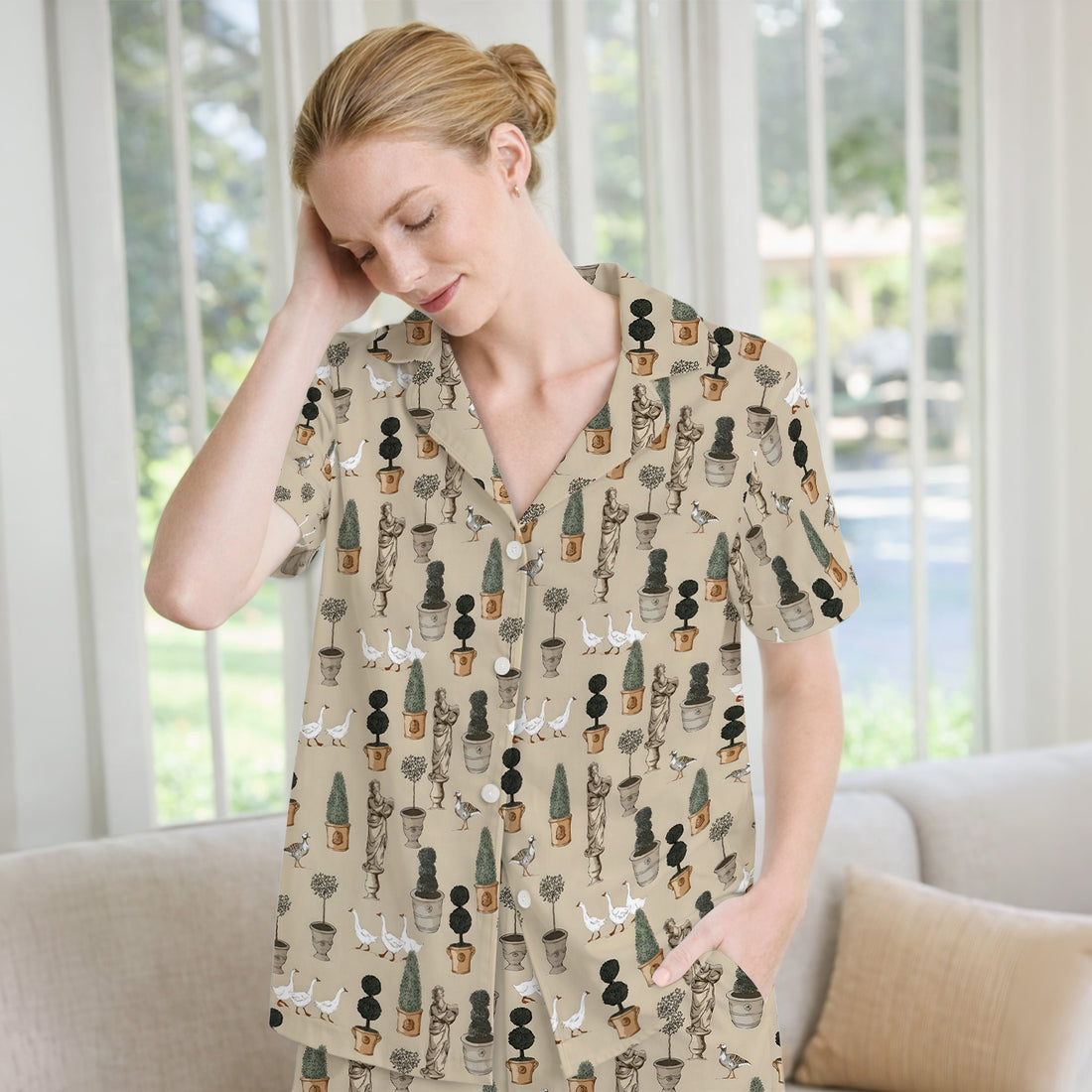 Vintage Garden Statue Topiary Goose Bird Pattern Pajama Set, Soft Breathable Fabric Comfortable Sleepwear