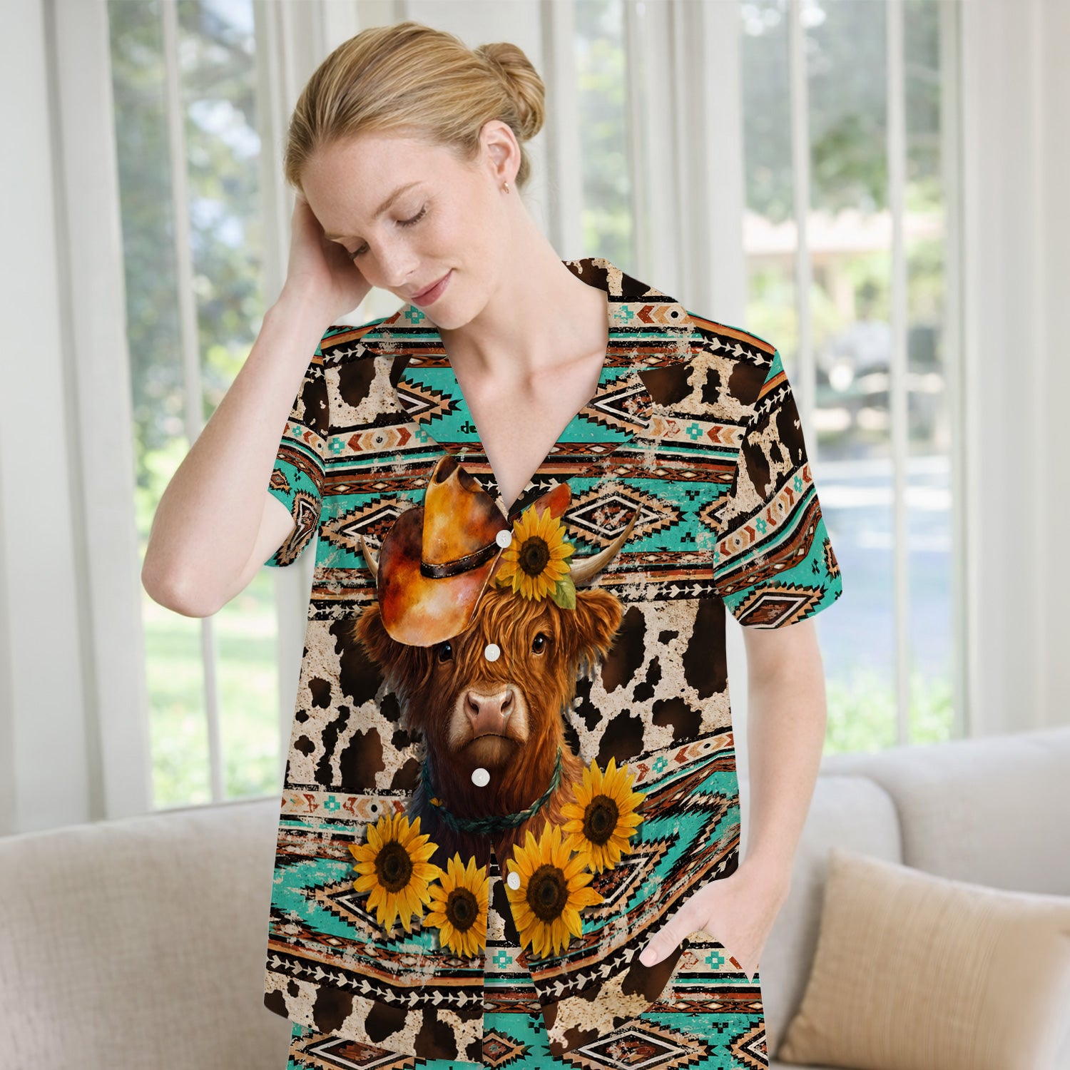 Western Highland Cow Sunflowers Print Pajama Set, Soft Breathable Fabric Comfortable Sleepwear