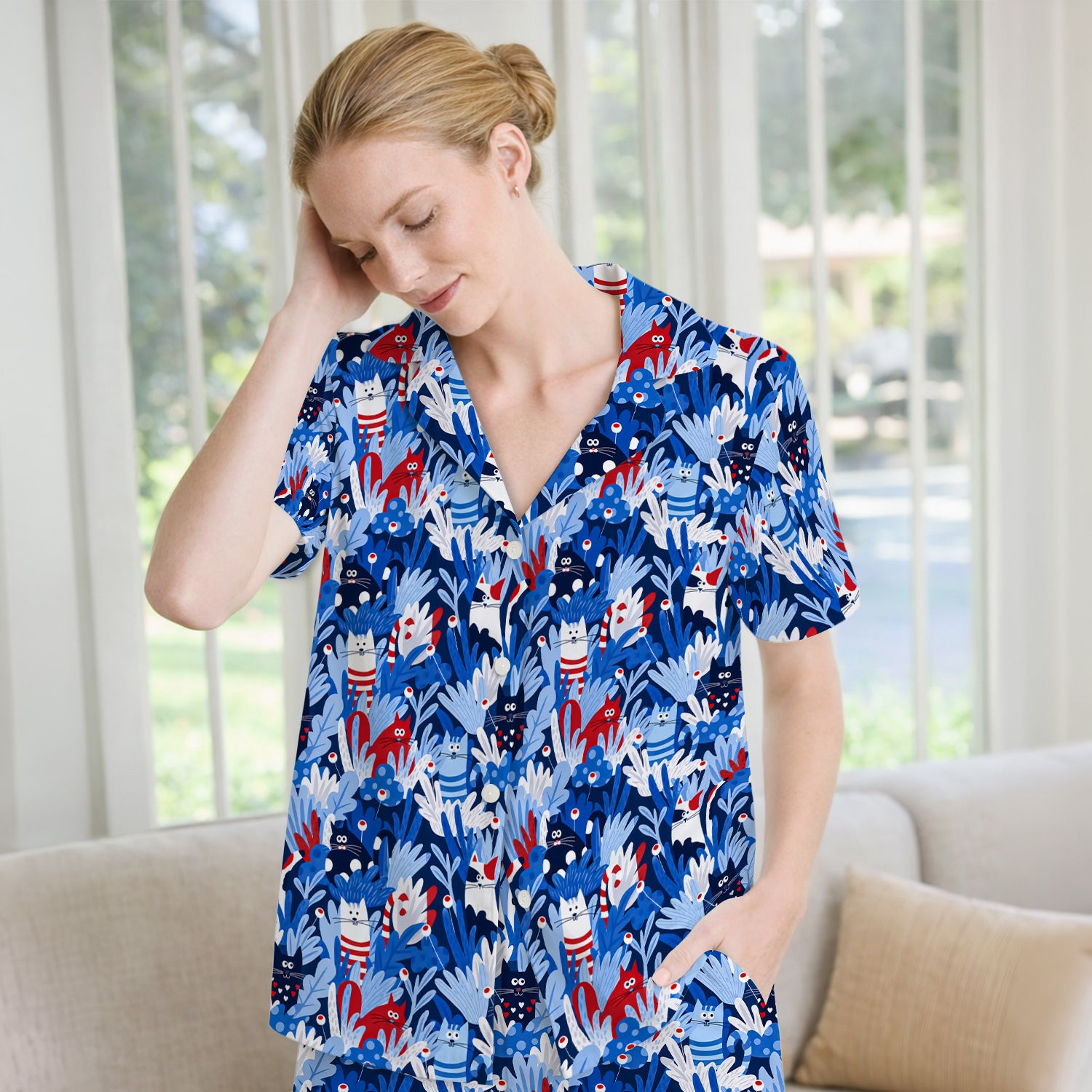 Cute Cats Among Blue Foliage Pattern Pajama Set, Soft Breathable Fabric Comfortable Sleepwear