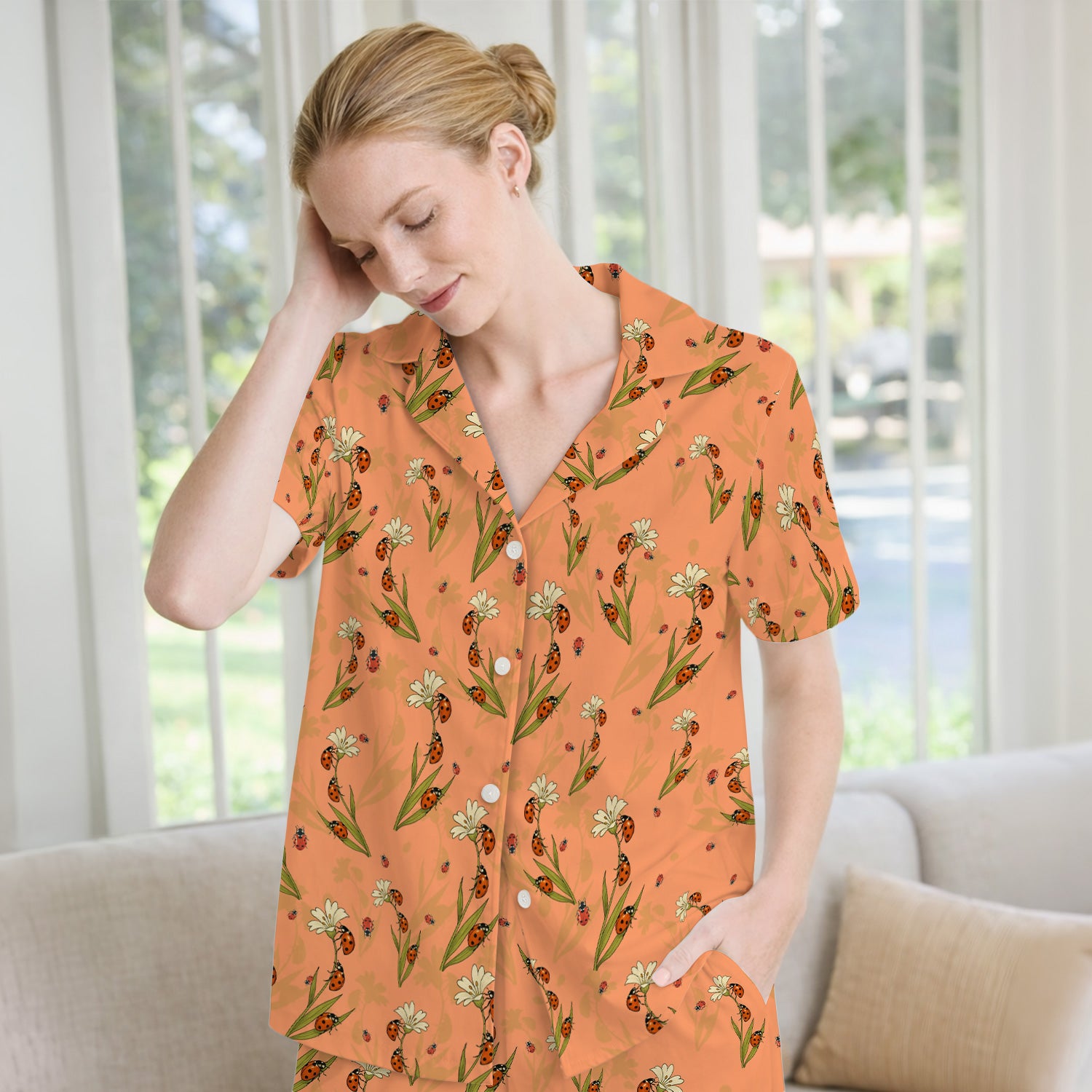 Fresh Daisy Ladybug Garden Pattern Pajama Set, Breathable Fabrics Uniform