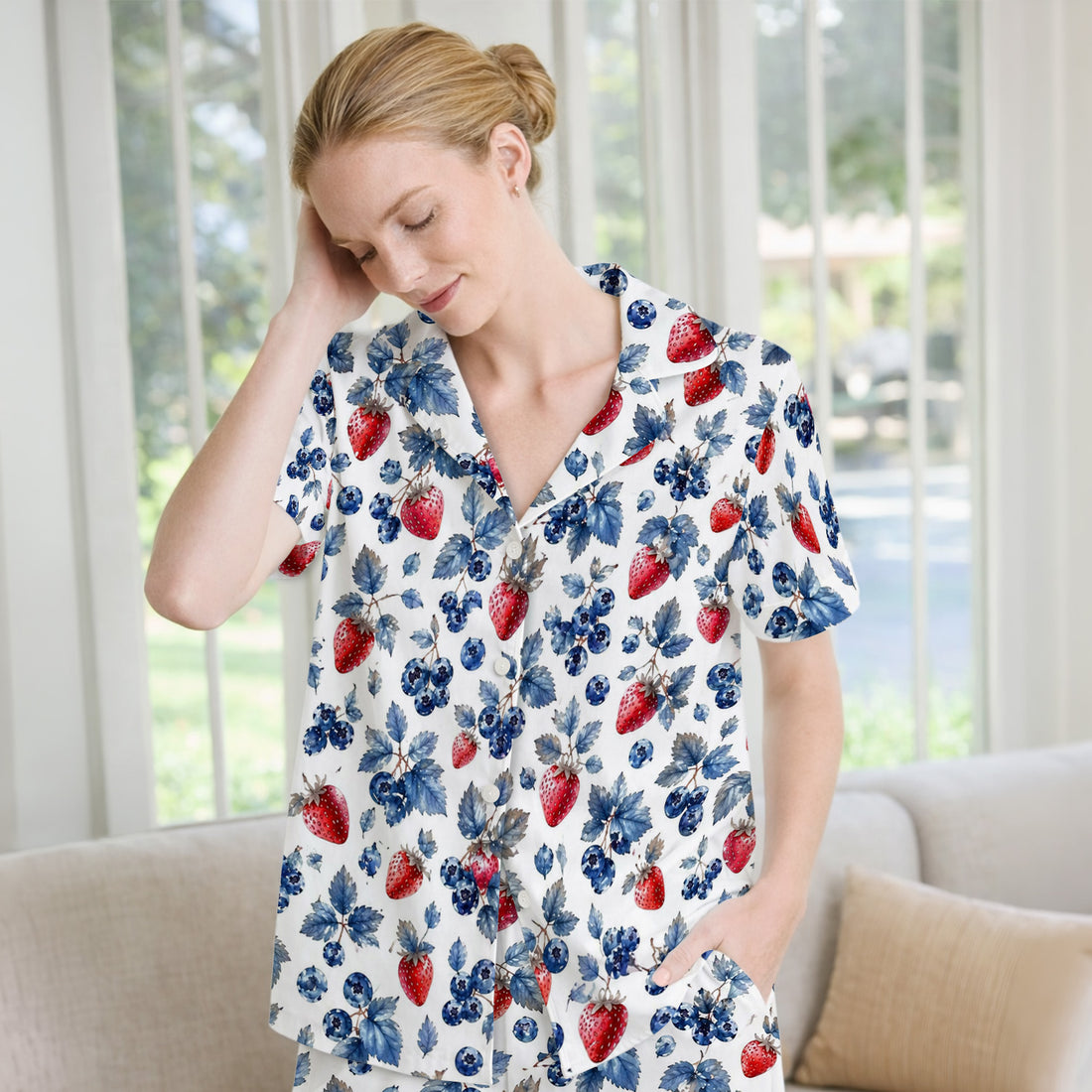 Cute Strawberry & Blueberry Leaf Pattern Pajama Set, Soft Breathable Fabric Comfortable Sleepwear