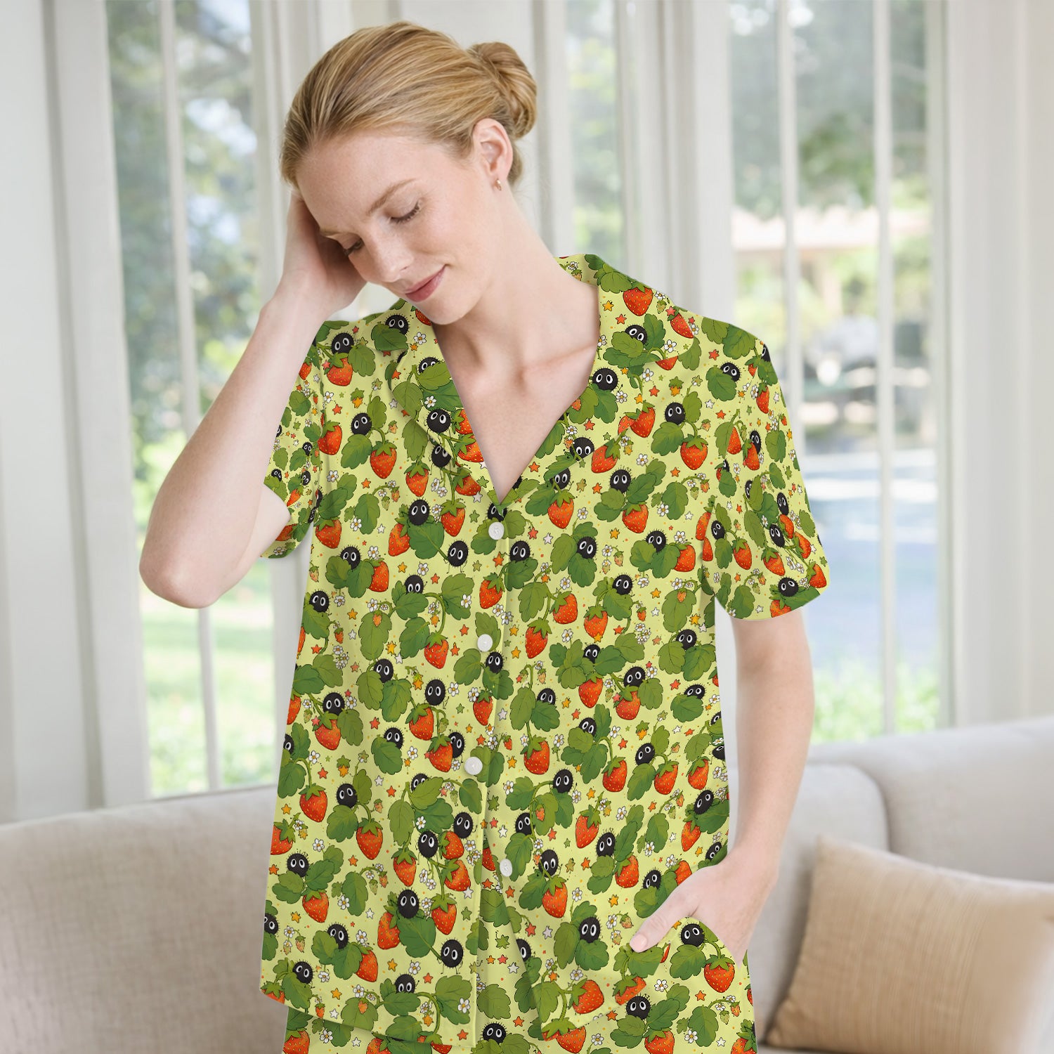 Cute Strawberry Soot Sprite Pattern Pajama Set, Soft Breathable Fabric Comfortable Sleepwear