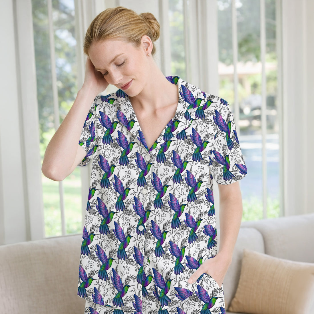 Colorful Hummingbird Flying Botanical Pattern Pajama Set, Soft Breathable Fabric Comfortable Sleepwear