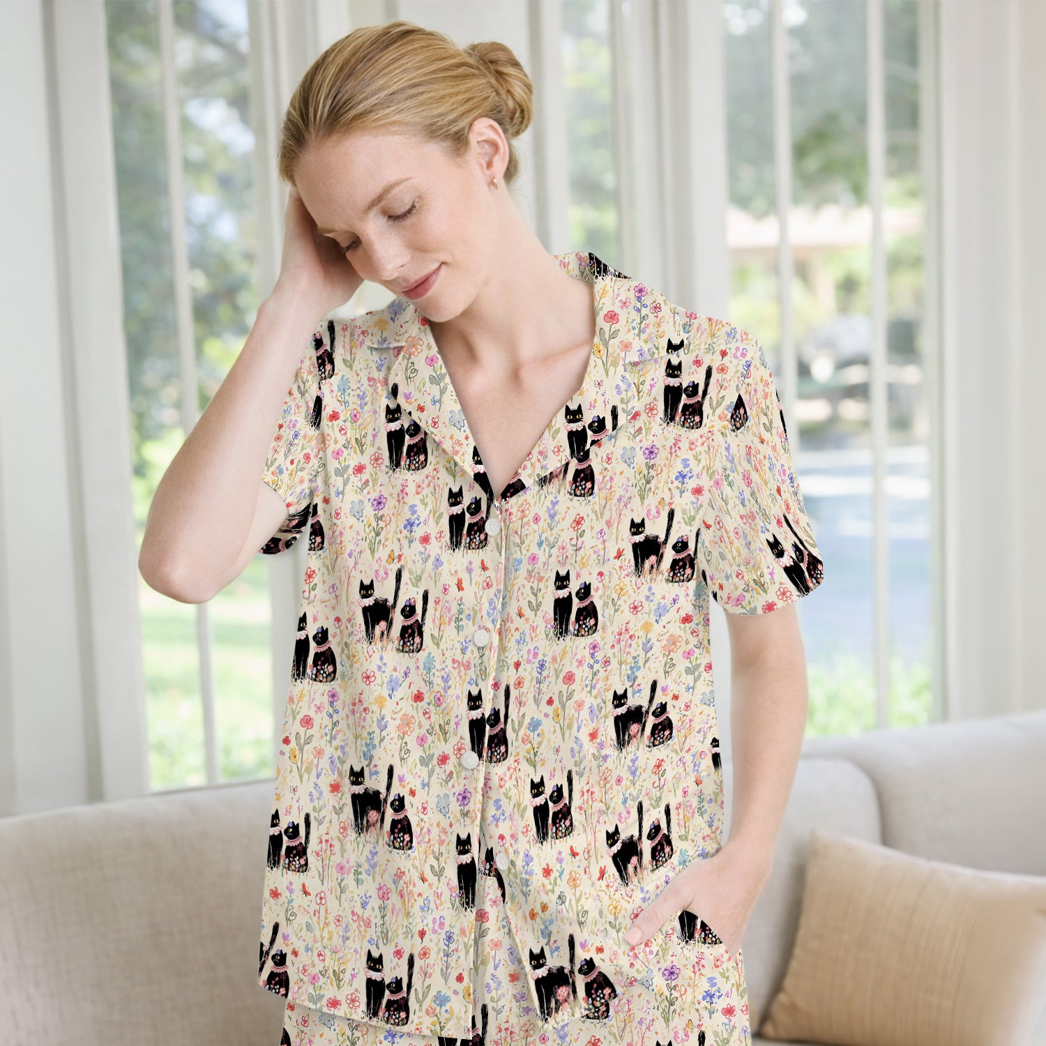 Cute Black Cats Wildflower Garden Pattern Pajama Set, Soft Breathable Fabric Comfortable Sleepwear