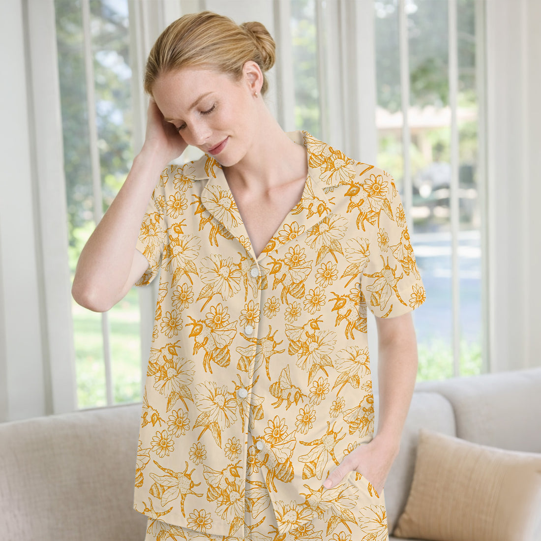 Cute Honey Bee Flower Sketch Pattern Pajama Set, Soft Breathable Fabric Comfortable Sleepwear