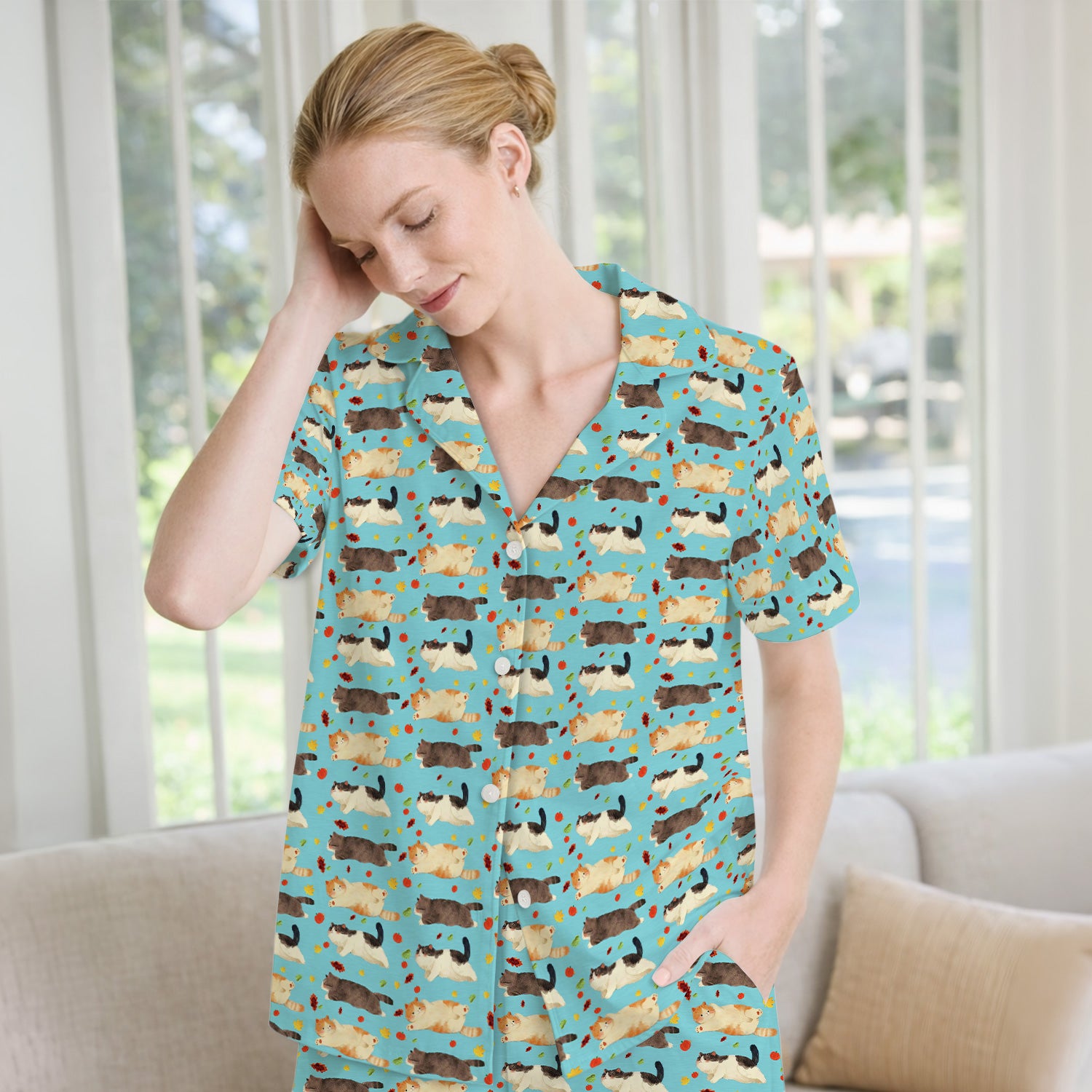 Chubby Cat Autumn Leaves Print Pajama Set, Breathable Fabrics Uniform