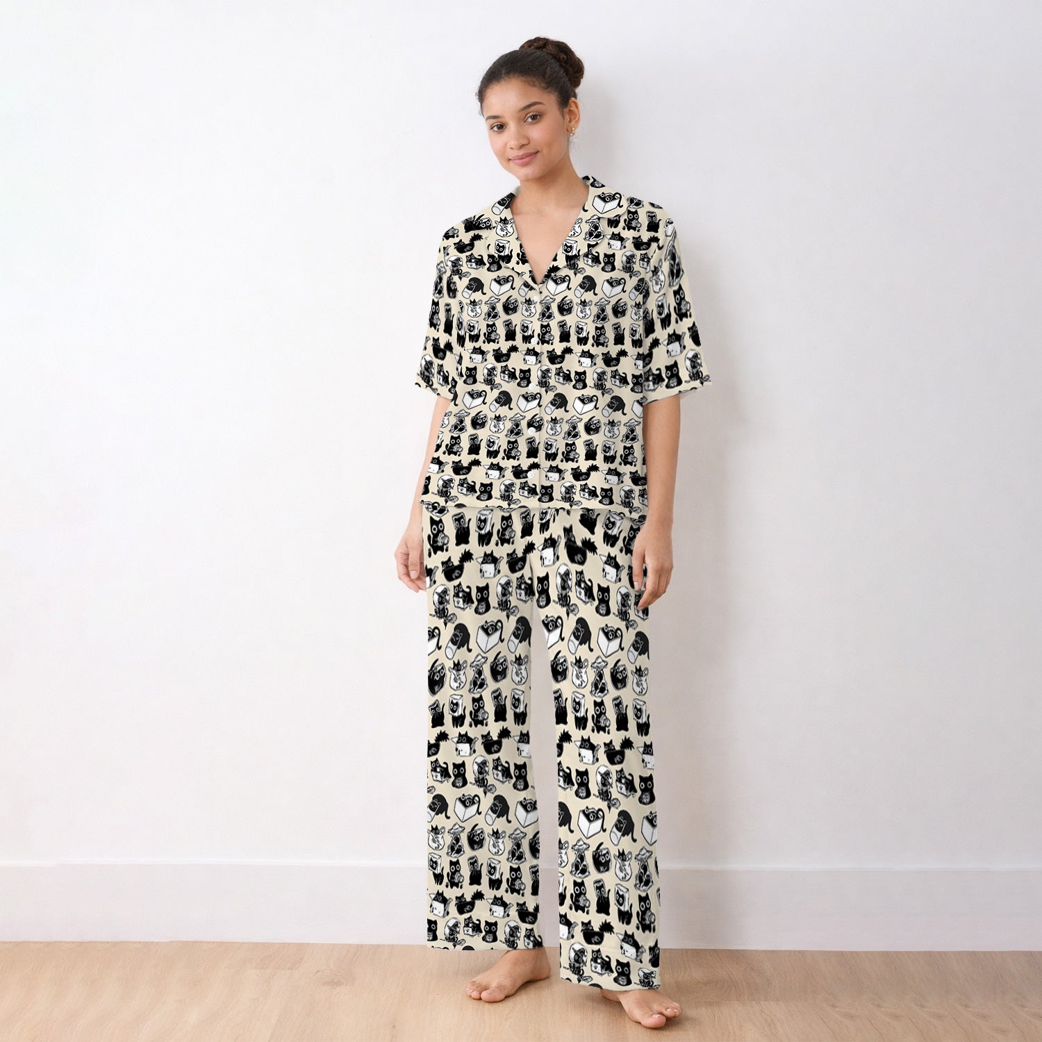Black Cat Halloween Doodle Pattern Pajama Set, Soft Breathable Fabric Comfortable Sleepwear