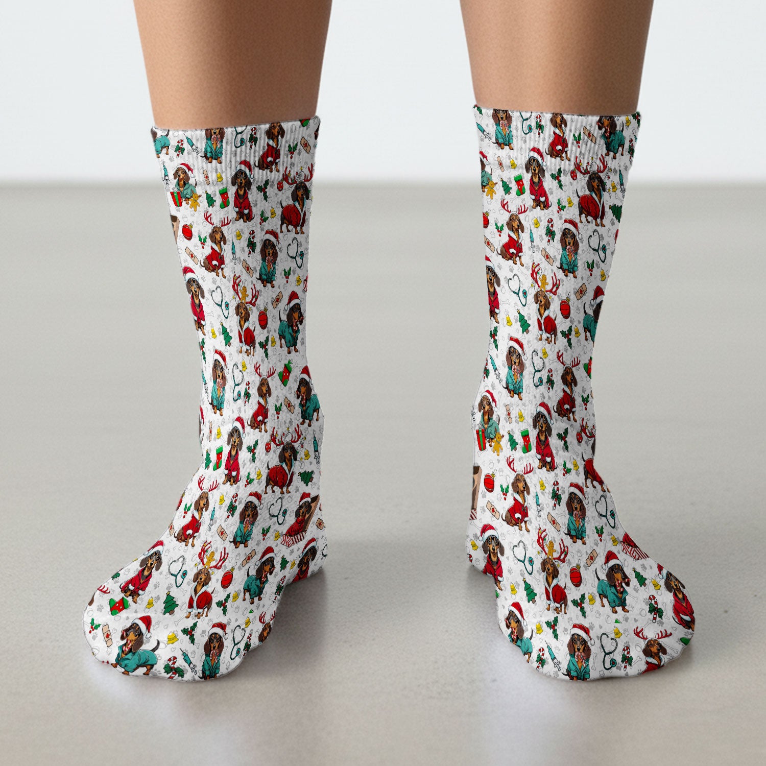 Christmas Dachshund Socks for Nurse Doctor - Cute Sausage Dog Funny Reindeer & Santa Adult Socks for Men and Women
