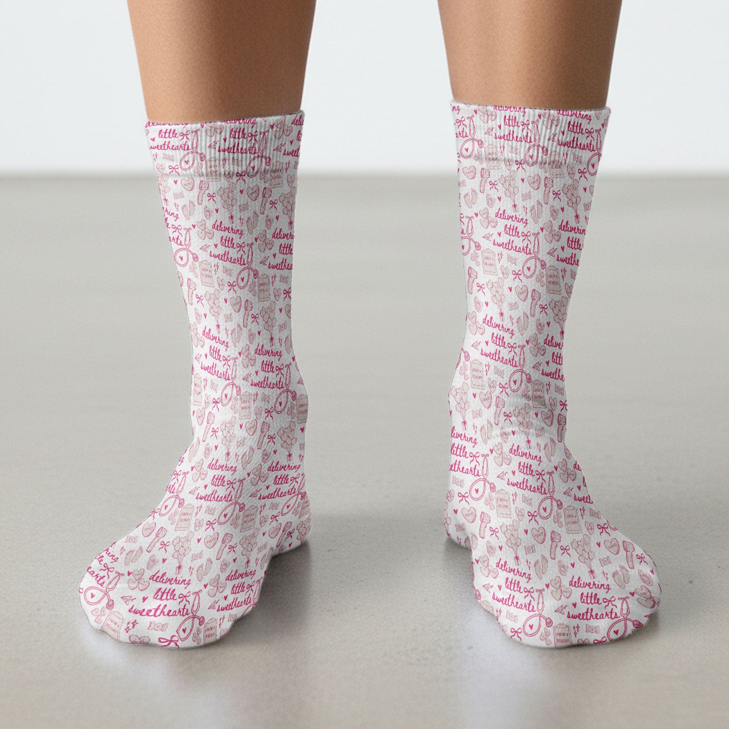 Valentine Labor And Delivery Scrub Socks, XOXO Pattern Scrub Sock, Breathable Fabrics Nursing Uniform For Women