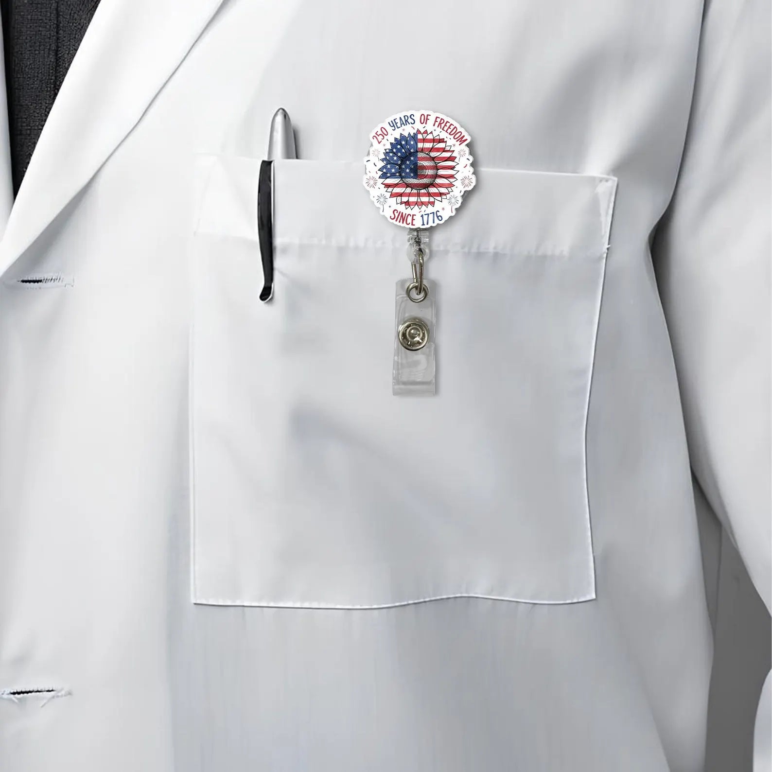 Patriotic Sunflower Badge Reel, American Flag Retractable Badge Reel, USA 250th Birthday Gift For Nurse