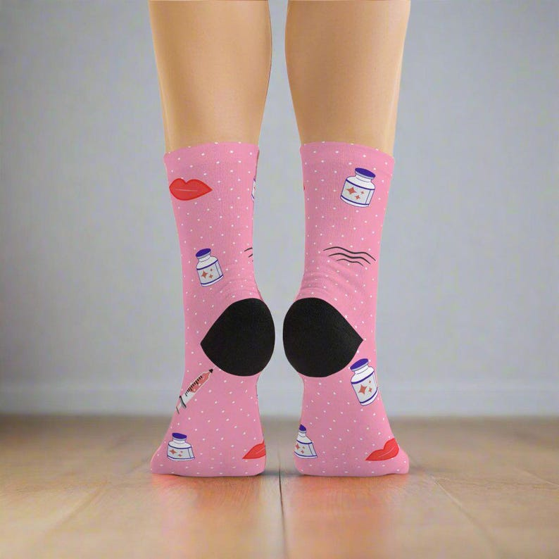 Med Spa Socks, Aesthetic Injector Gift for Botox And Filler Nurses, Plastic Surgery Doctor Gift, Beauty Nurse Appreciation Socks